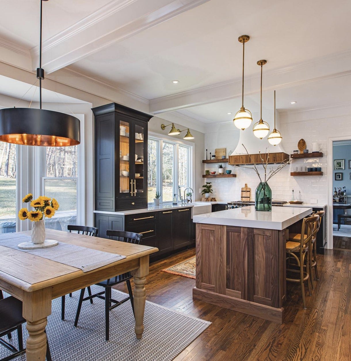 Redefining Farmhouse Elegance: Rustic Decor Trends for a Modern Home